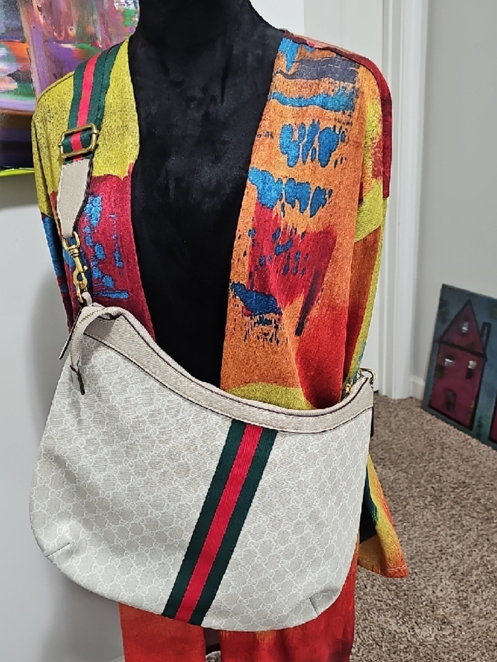 Gucci Beige GG Canvas Shoulder Bag with Red and Green Web Stripe - Picture 2 of 2